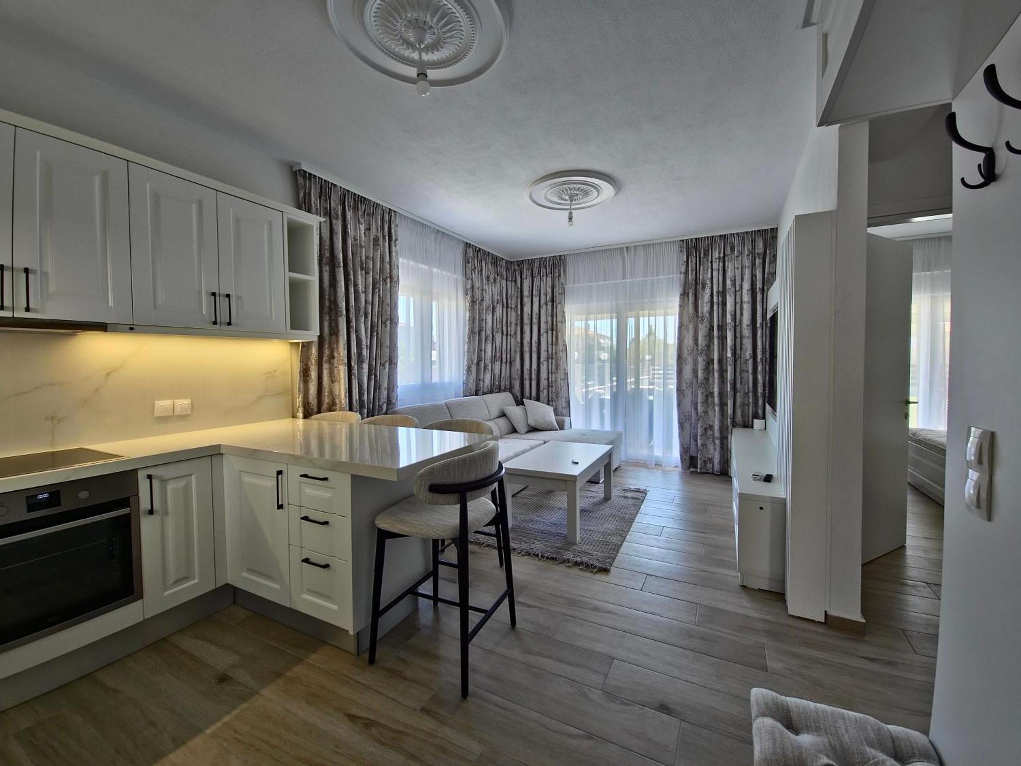 Royal Apartments - Nikiti Exteriér fotografie